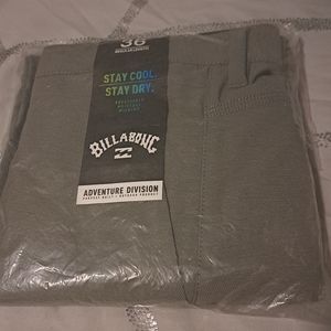 Men's 36 Billabong A/Div Surftrek Journey 20" Shorts